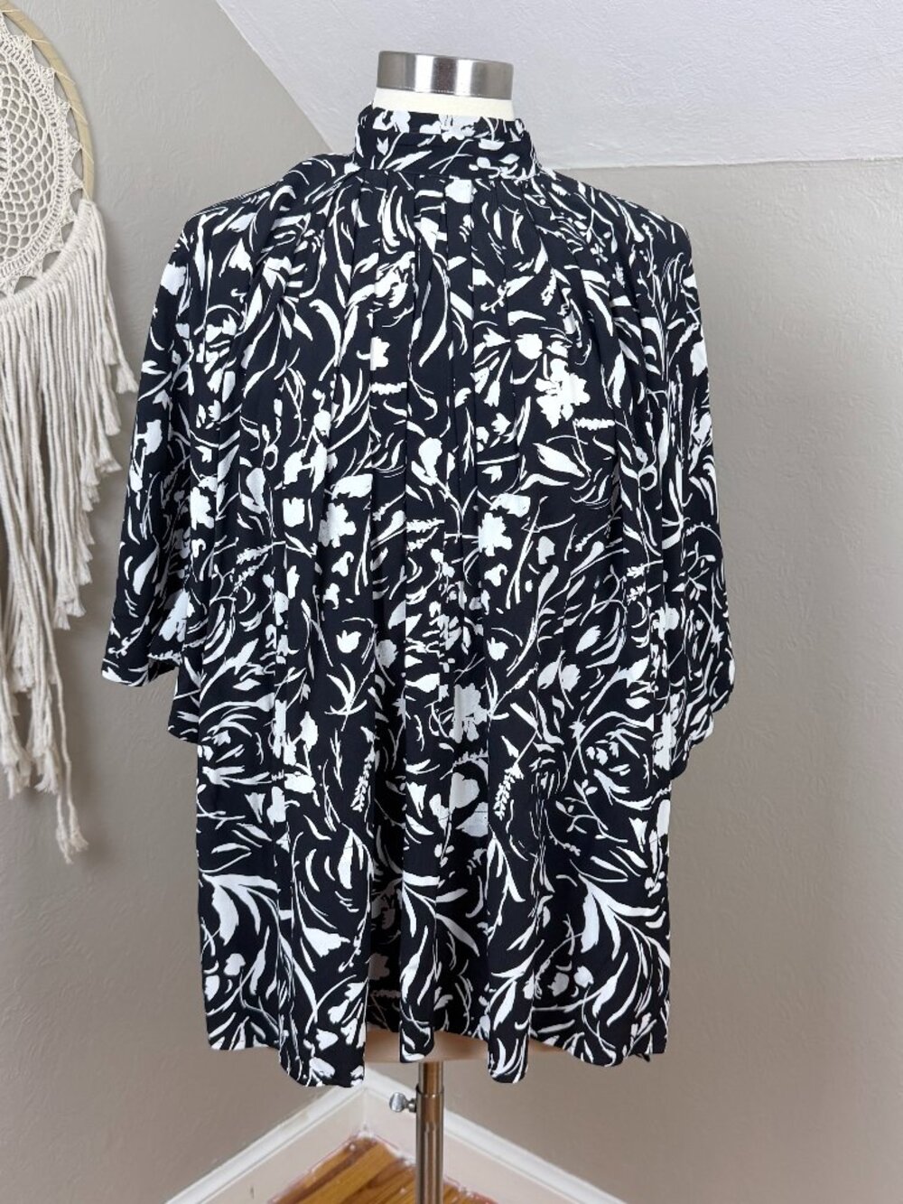 Proenza Schouler | Black White Abstract Floral Print Mock Neck Pleated Flutter